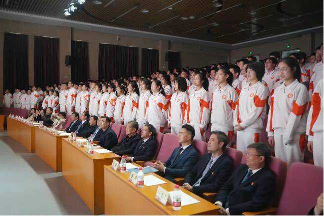 “阅读润心田，书香伴成长”—校园读书节引领学子文化之旅！