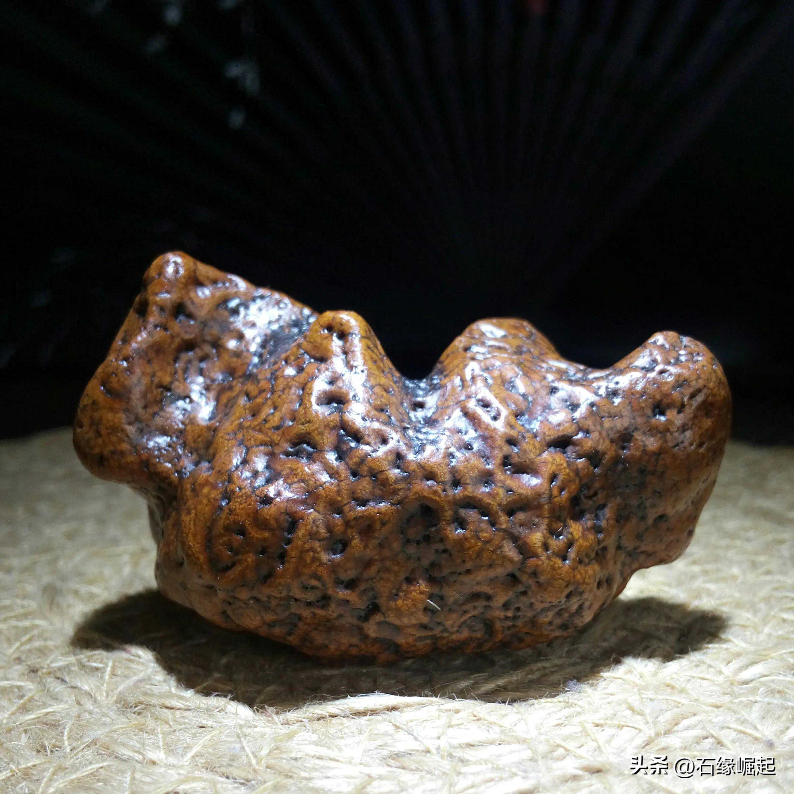 奇石是以大小来评判的吗？