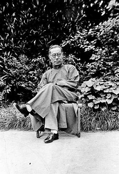 跟着共产党走，才是在正道上行