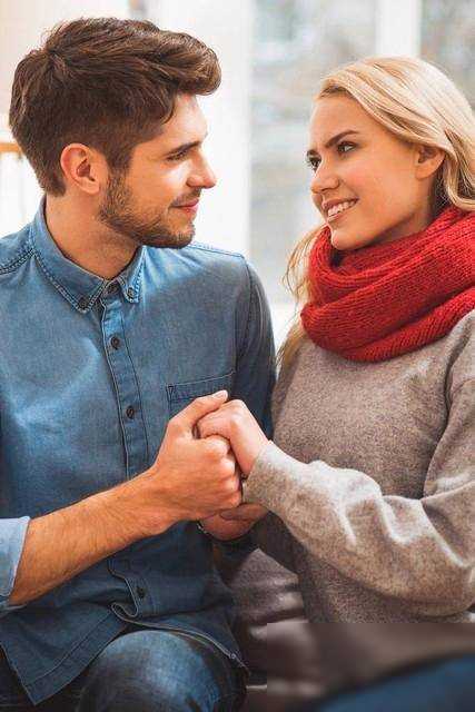 互相暧昧的两个人，是有“生理反应”的看到评论我却沉默了