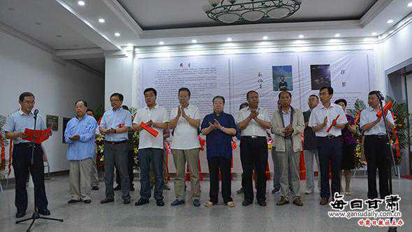 映物见心--赵炳东 陈黎伉俪国画展在兰开展