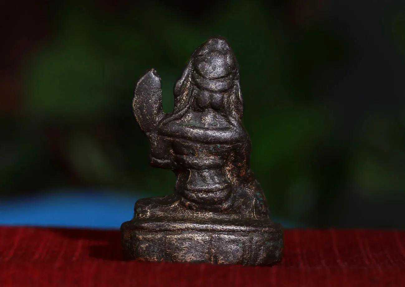 白度母寸佛 藏传铜鎏金老佛像 欣赏