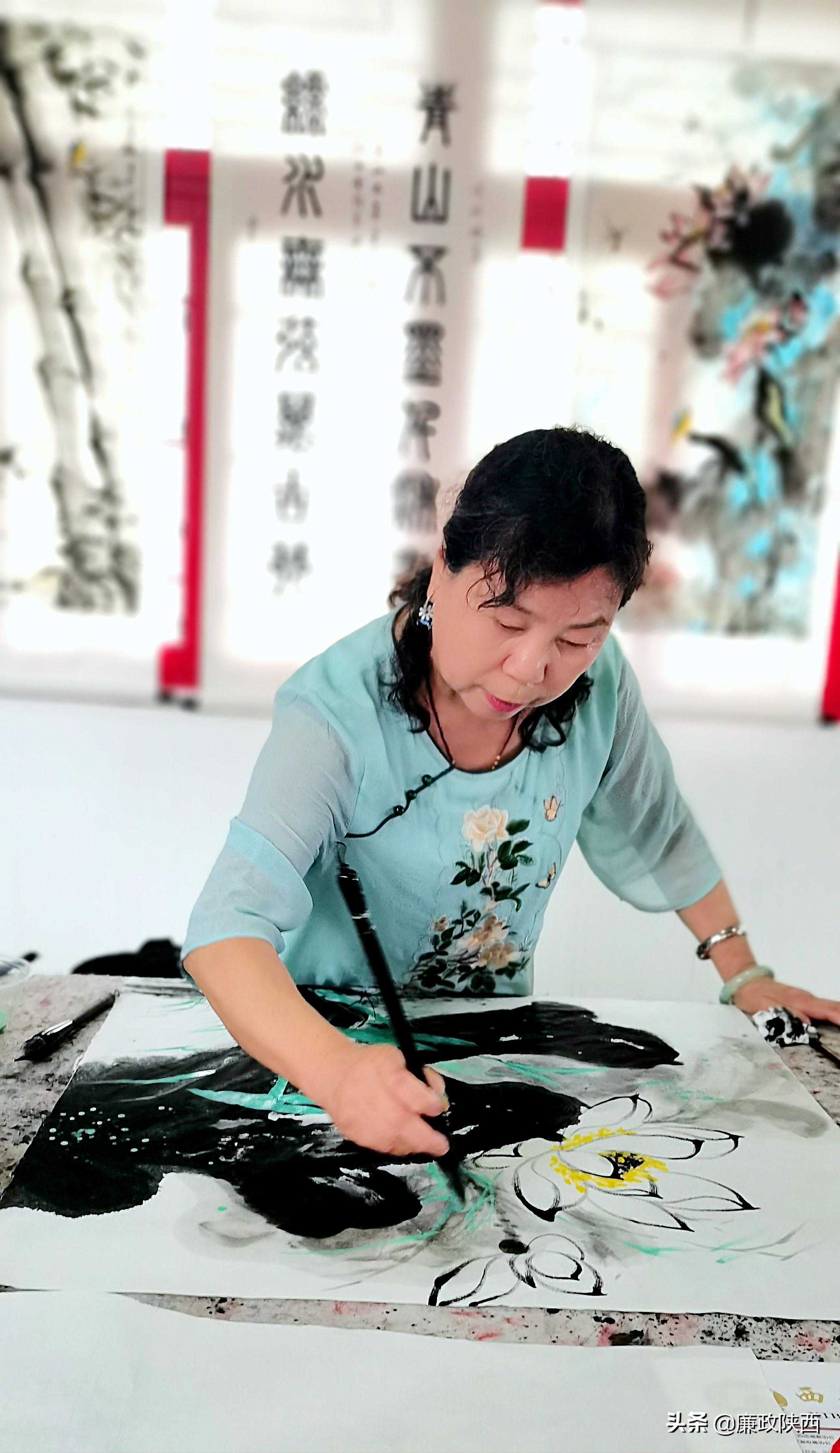 于振莲书画艺术欣赏