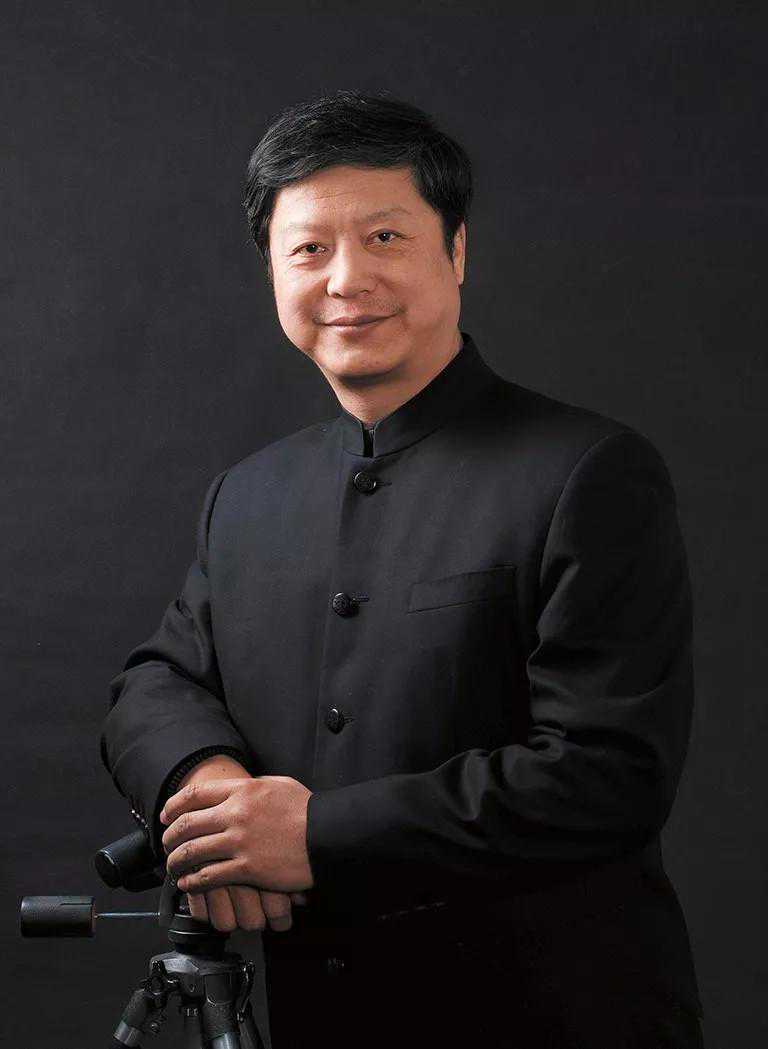 淡泊寻寂静，泼墨走年轮--张剑锋书画作品赏析