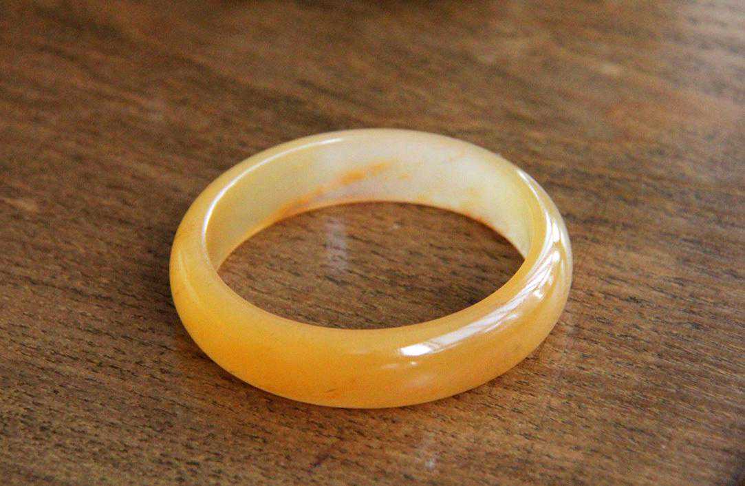 新疆金丝玉多少钱一克