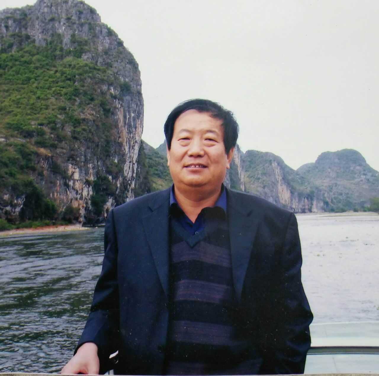 当代书画名家收藏推荐-著名画家雍进成