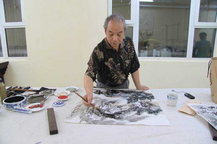 天天漫画网：画家贾耀民《欢腾黄河之水天上来》