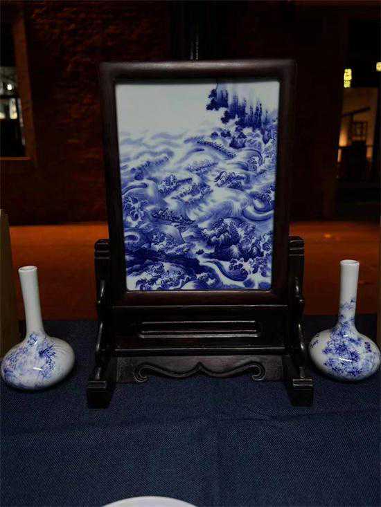 国家一级美术师余子豪——新时代陶瓷艺术名家