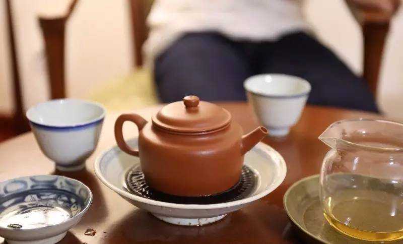 玩壶、赏壶，品壶六要