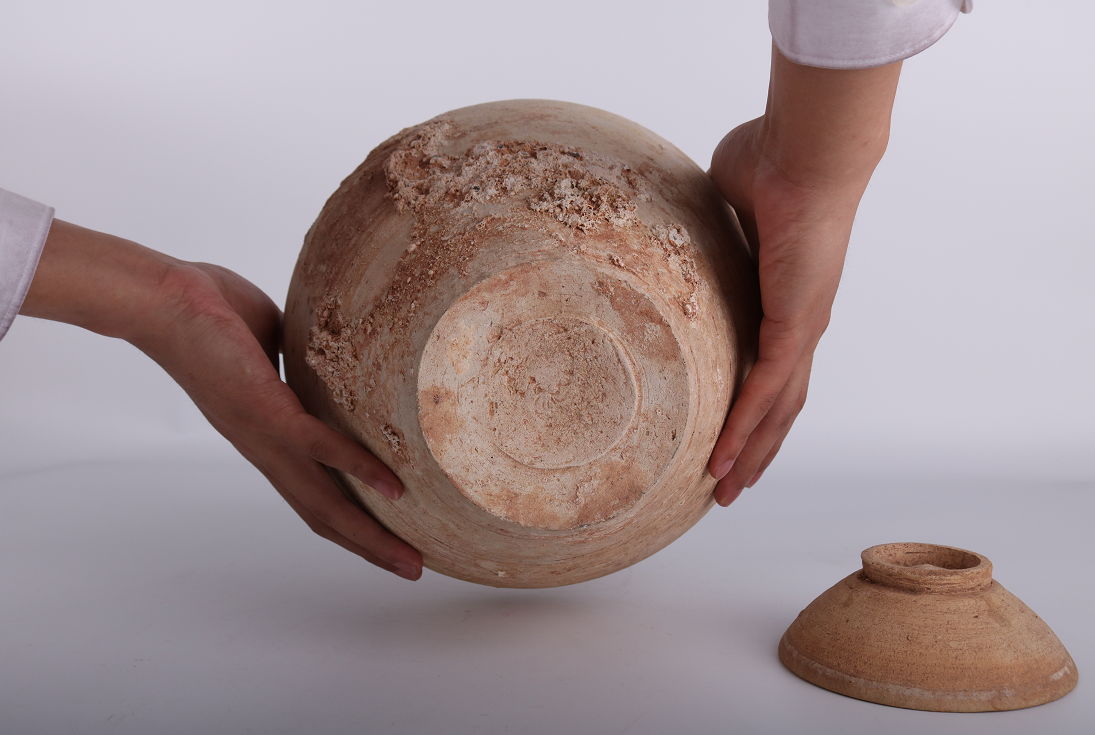 盛世收藏-洪洲窑青釉罐和碗