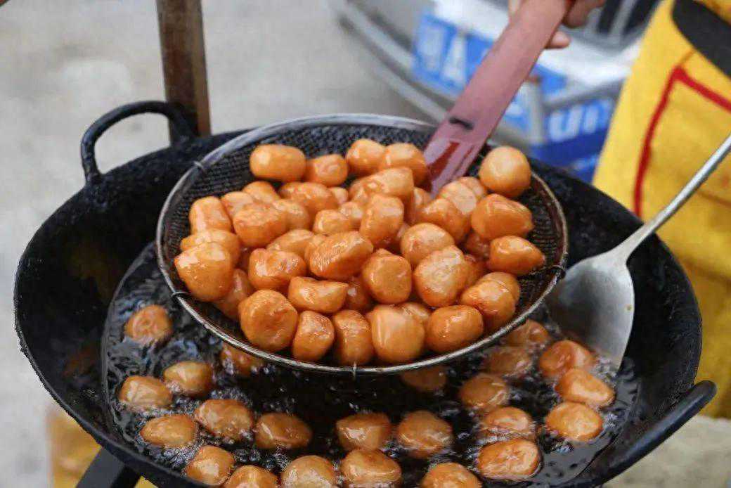 武汉小吃街美食街排名探秘，过年去吃方便，收藏看看