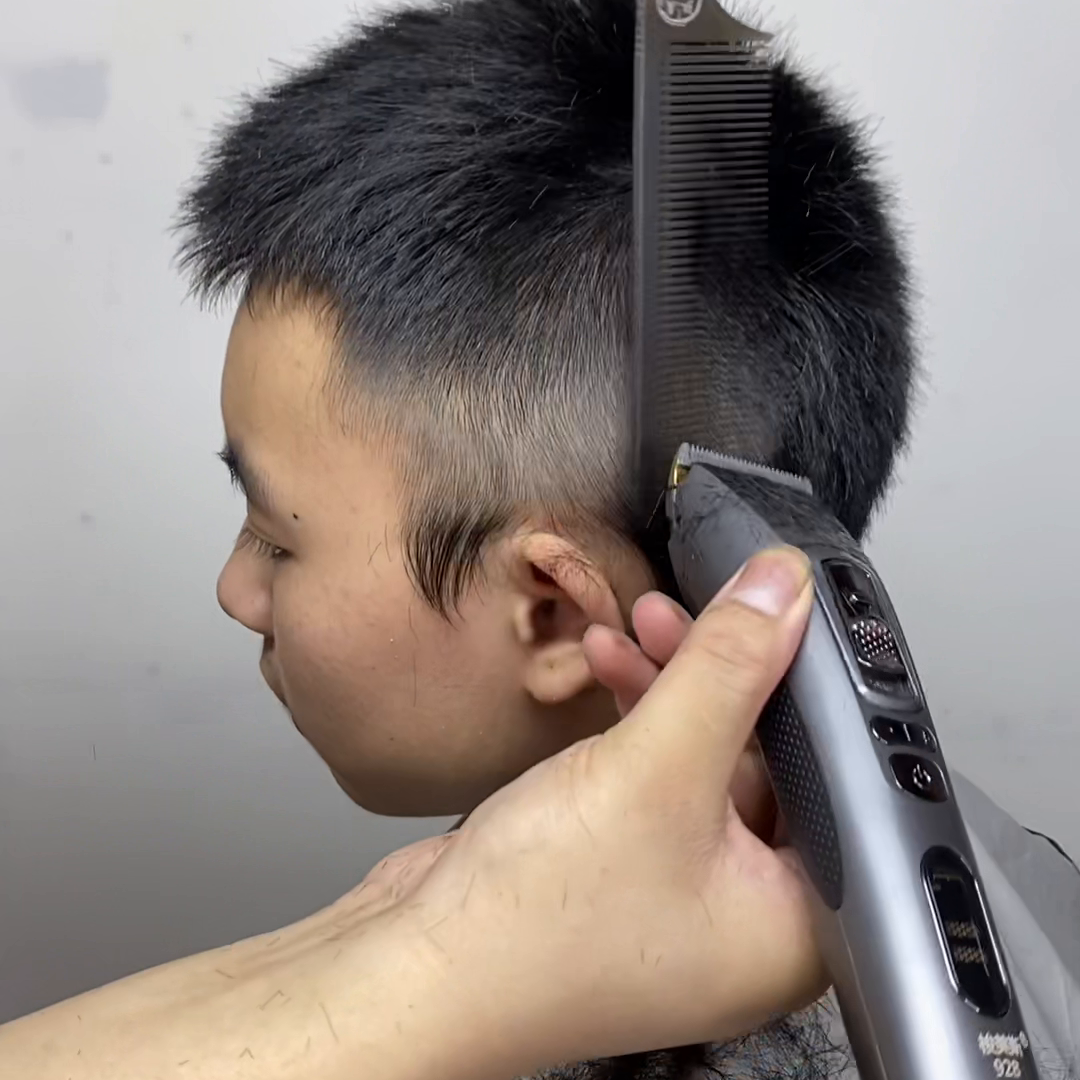 在家给孩子理发教程，简单易懂，看完记得点赞收藏。#理发...