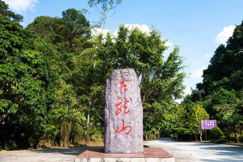 全球最原生态的大峡谷就在我国广西，美得不可思议，收藏了下次去