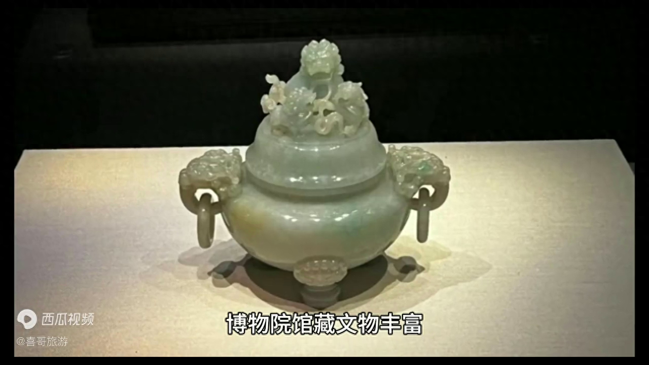 四川博物院是一座集收藏、保护和展示四川历史文化艺术的博物馆