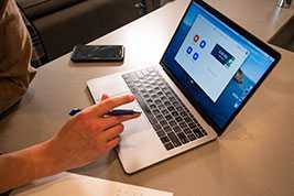 玉观音作品赏析，带你走进和田玉玉观音背后的故事！